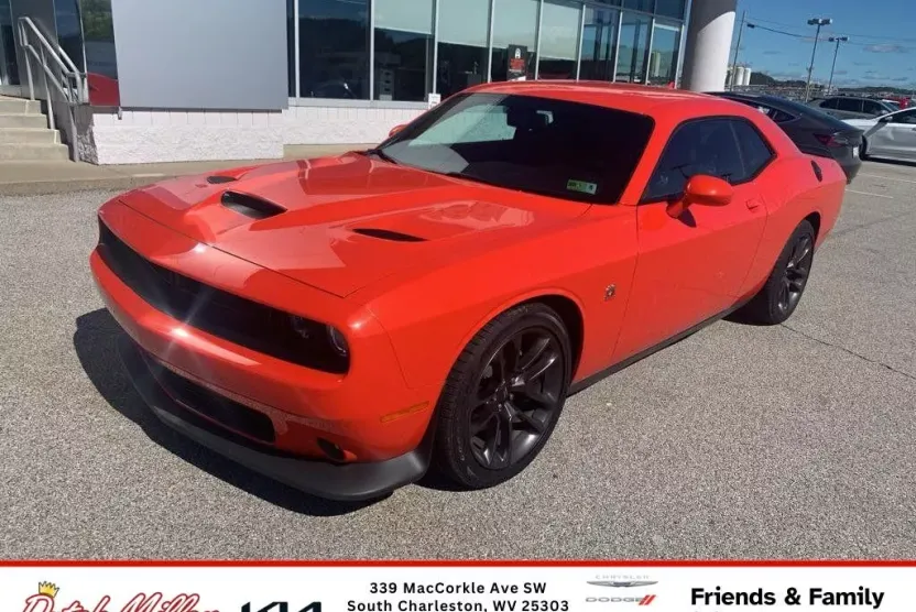 2022 Dodge Challenger R/T Scat Pack photo 1