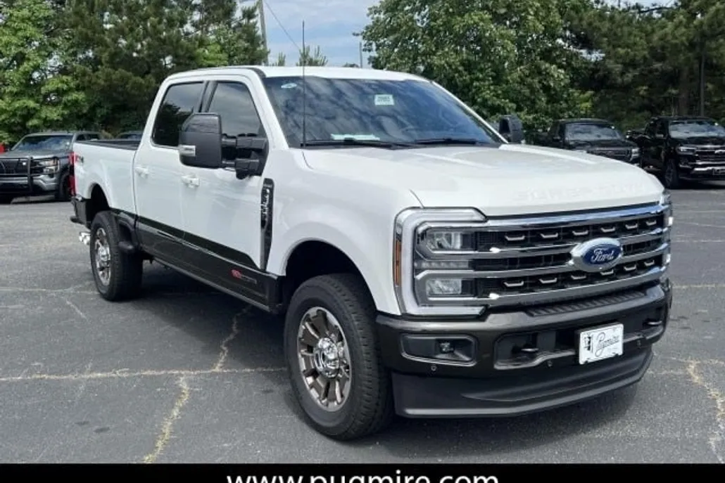 2025 Ford F-250 King Ranch photo 1