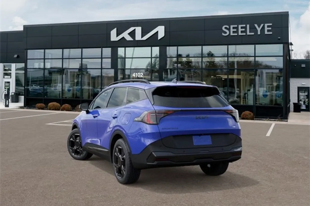 2026 Kia Sportage X-Line photo 1