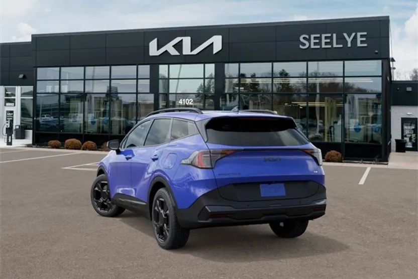 2026 Kia Sportage X-Line photo 1