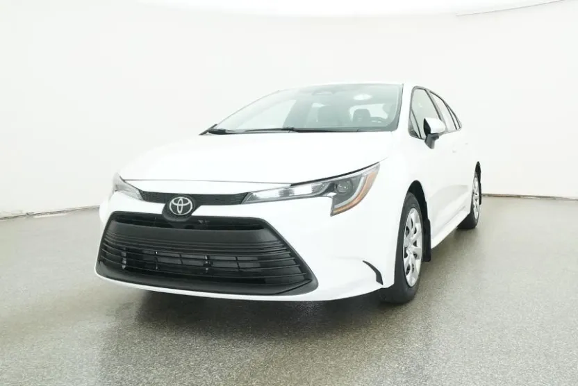 2026 Toyota Corolla LE photo 1