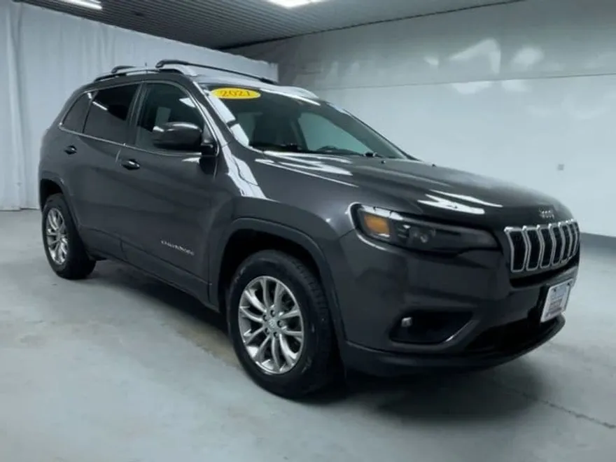 2021 Jeep Cherokee Latitude Lux photo 1
