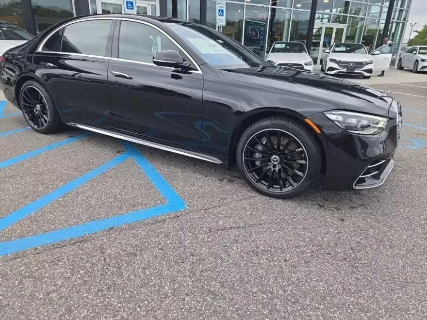 2026 Mercedes Benz S 580 4MATIC photo 1