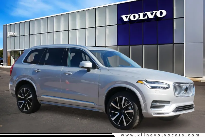 2025 Volvo XC90 Plus photo 1
