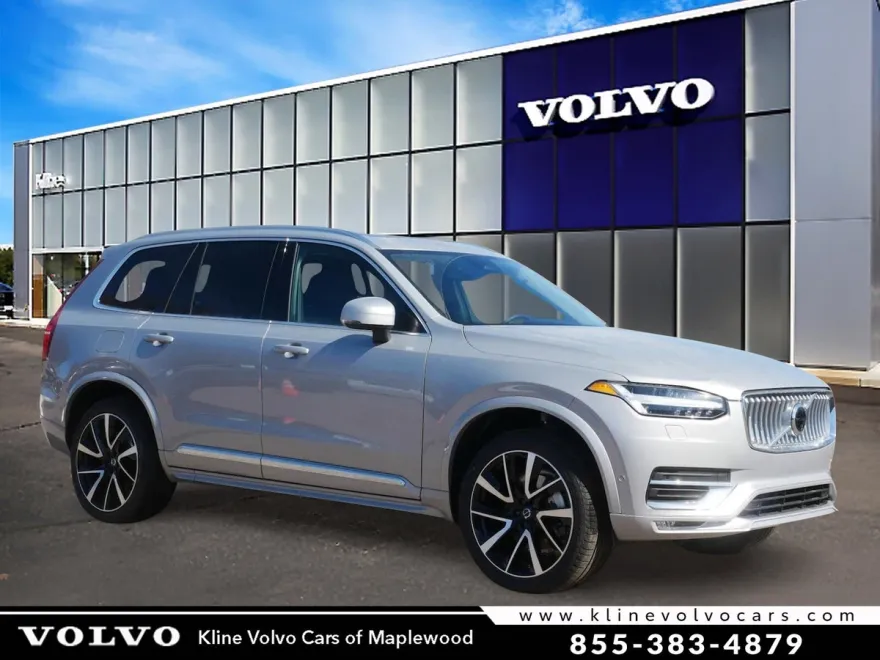 2025 Volvo XC90 Plus photo 1