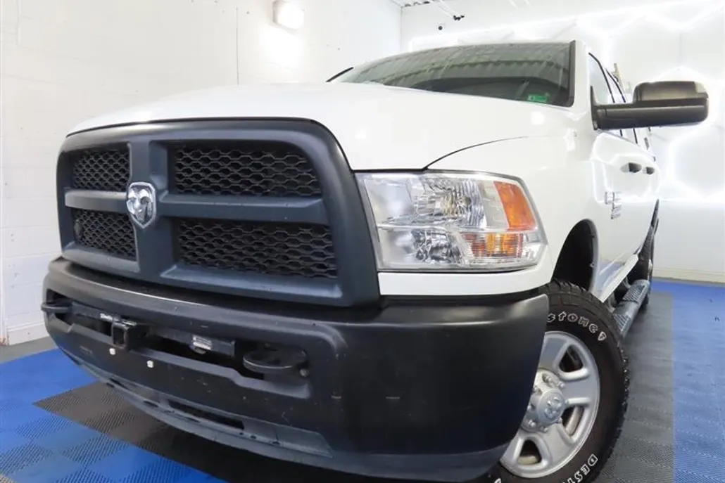 2017 Ram 3500 Tradesman photo 1