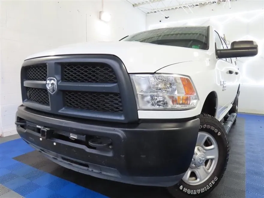 2017 Ram 3500 Tradesman photo 1