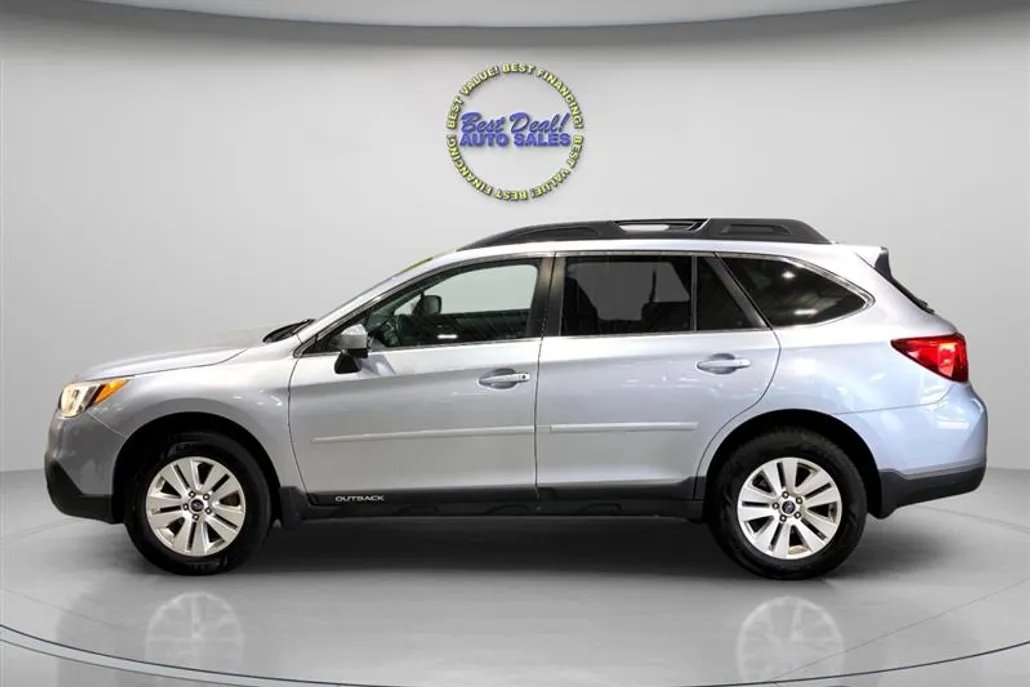 2015 Subaru Outback 2.5i Premium photo 1