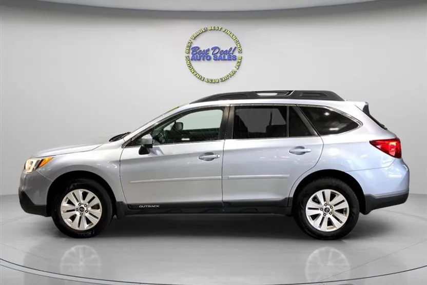 2015 Subaru Outback 2.5i Premium photo 1