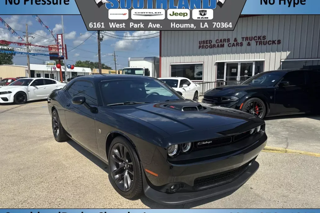 2023 Dodge Challenger R/T Scat Pack photo 1