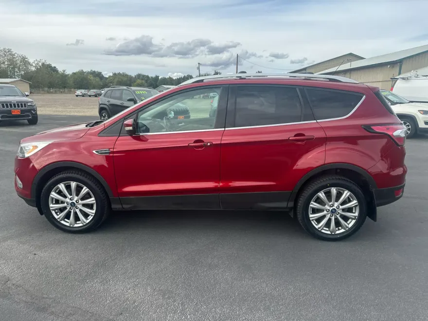 2018 Ford Escape Titanium photo 1