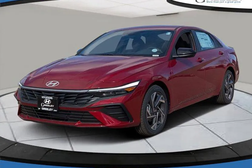 2025 Hyundai Elantra SEL Sport photo 1
