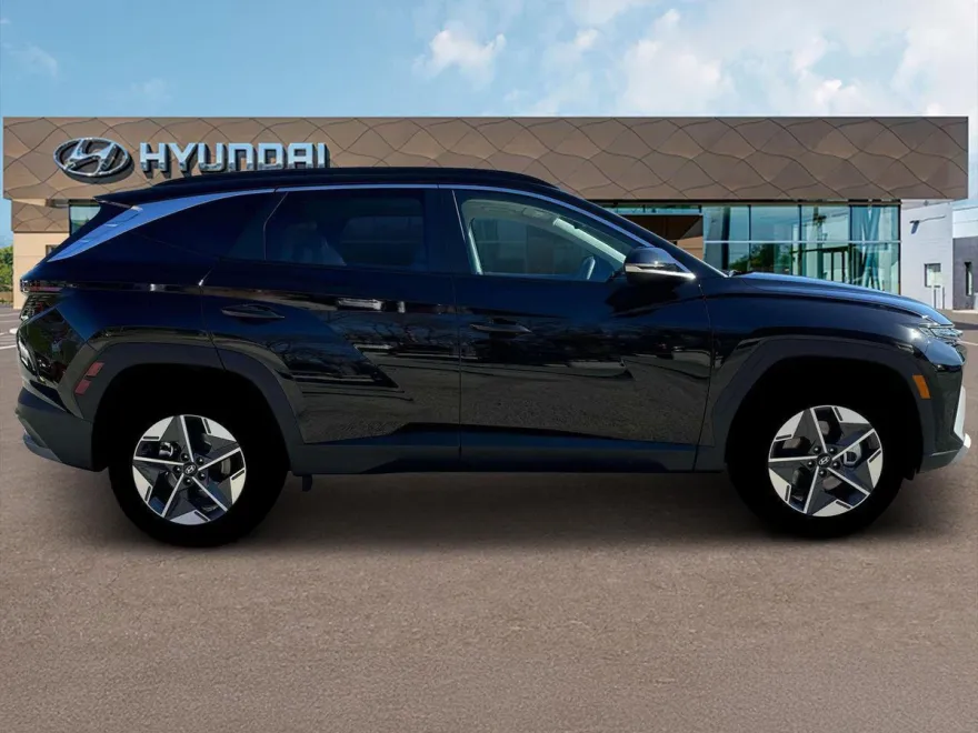 2025 Hyundai Tucson SEL Convenience photo 1