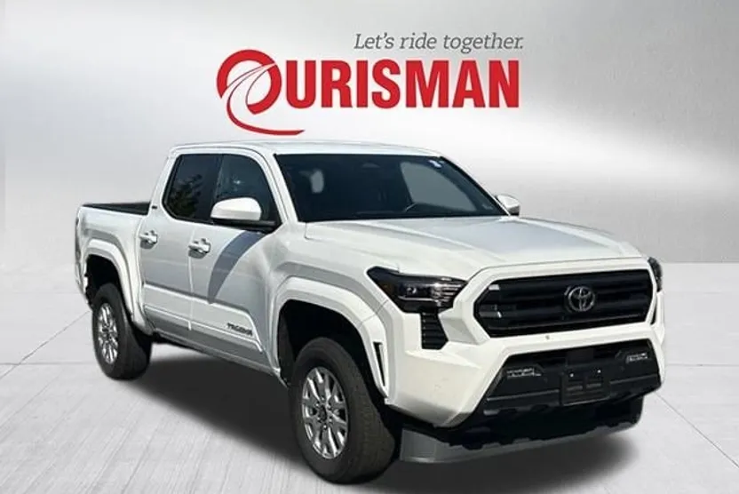 2024 Toyota Tacoma SR5 4x4 photo 1