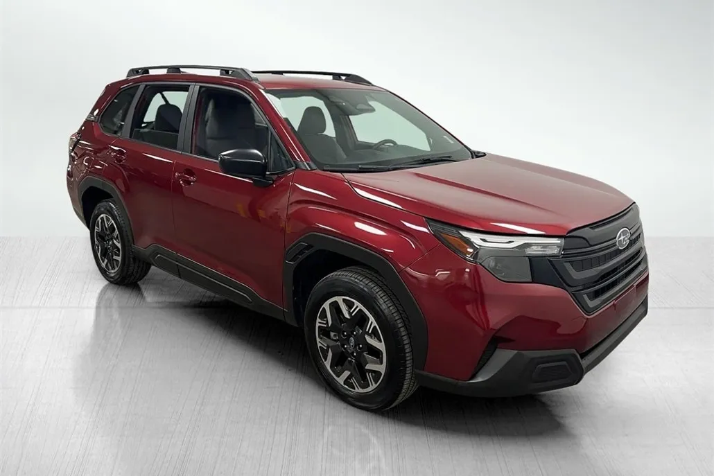2025 Subaru Forester Base photo 1