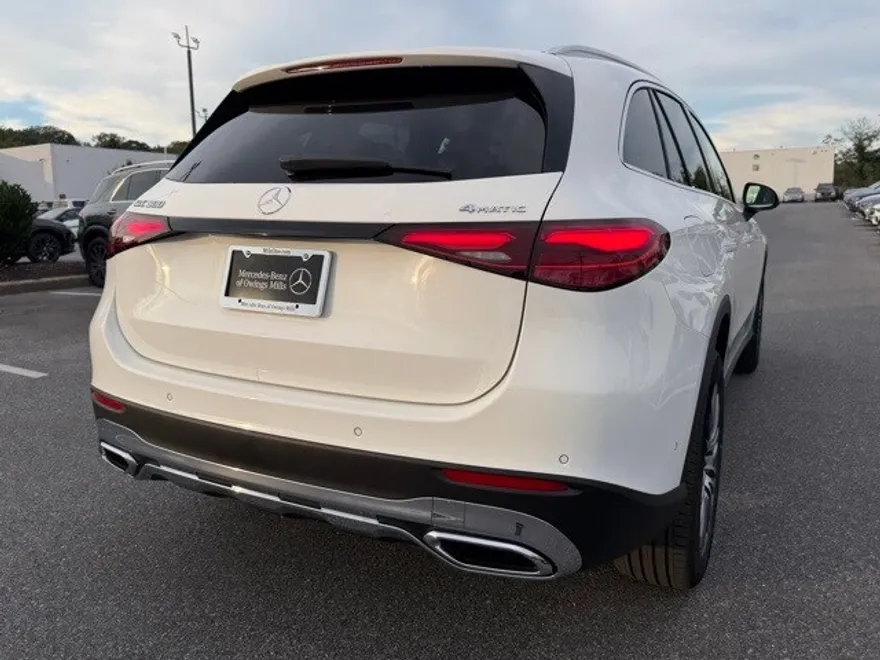 2026 Mercedes Benz GLC 300 4MATIC photo 1