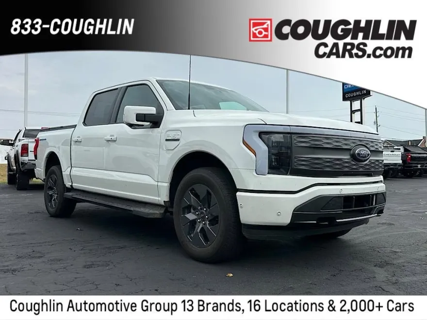 2022 Ford F-150 Lightning Lariat photo 1