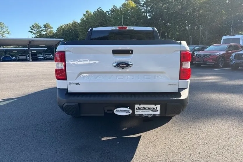 2024 Ford Maverick Lariat photo 1