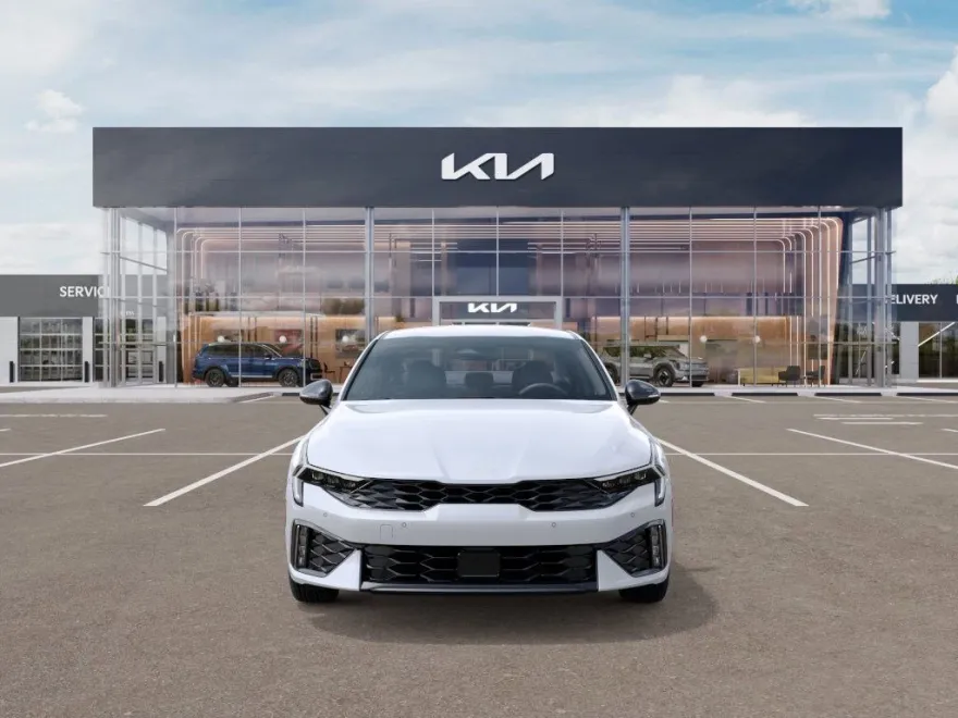 2026 Kia K5 GT-Line photo 1