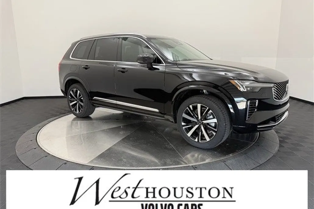 2025 Volvo XC90 Core photo 1