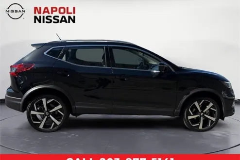 2022 Nissan Rogue Sport SL photo 2