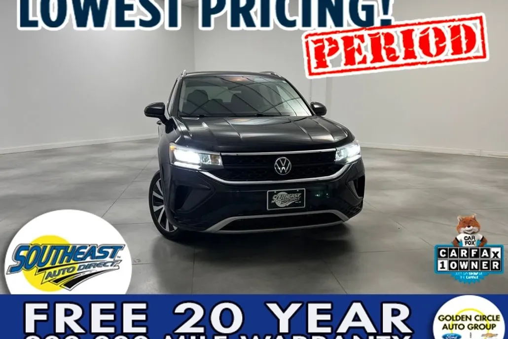 2024 Volkswagen Taos SE photo 1