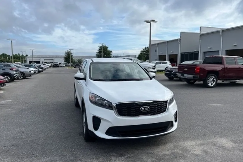 2020 Kia Sorento L photo 1