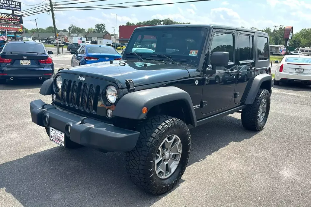 2014 Jeep Wrangler Unlimited Rubicon photo 1