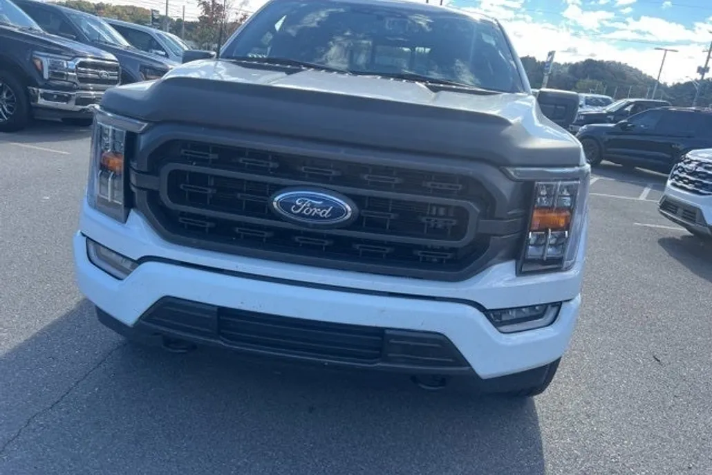 2022 Ford F-150 XLT photo 1