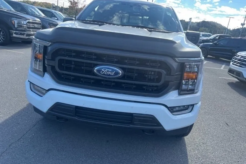 2022 Ford F-150 XLT photo 1