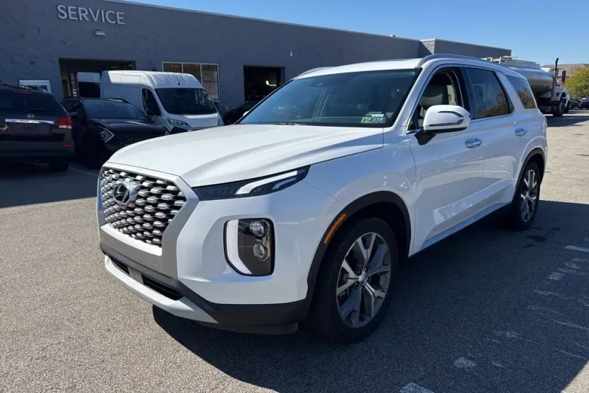 2022 Hyundai Palisade SEL photo 1