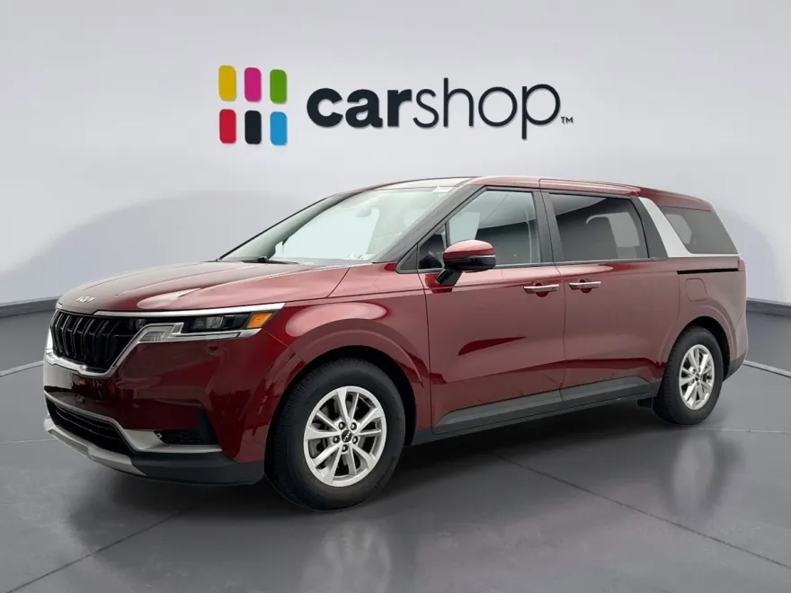 2022 Kia Carnival LXS photo 1