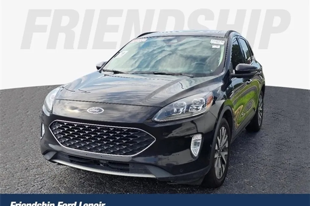 2020 Ford Escape Titanium Hybrid photo 1