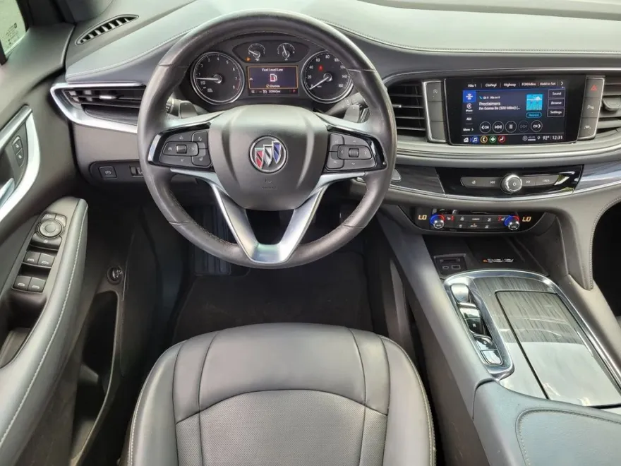2023 Buick Enclave Essence photo 1