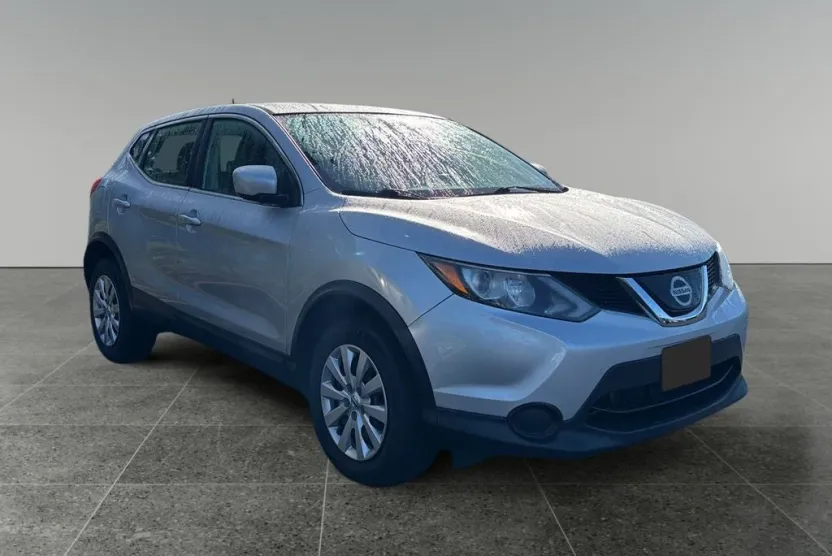 2019 Nissan Rogue Sport S photo 1
