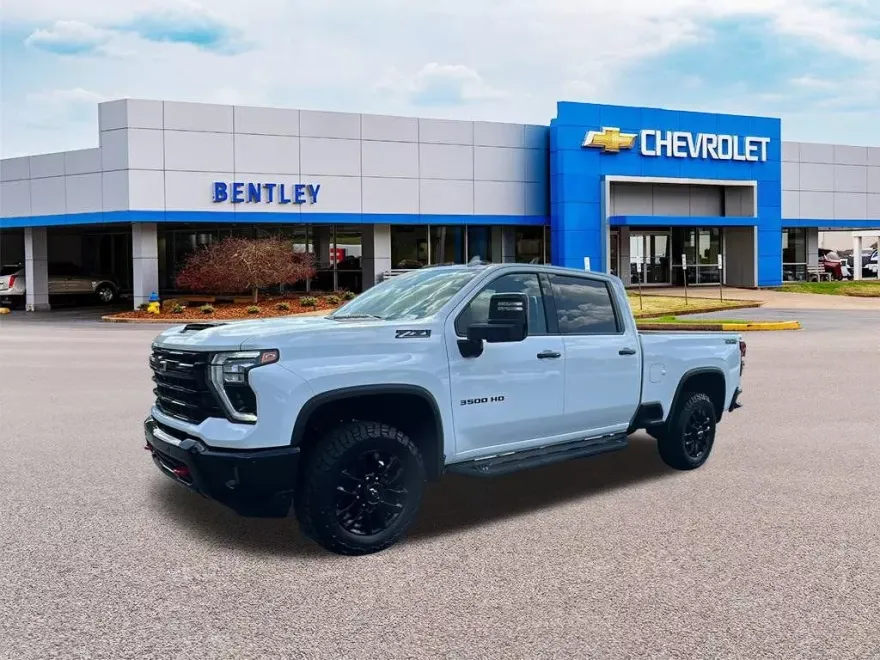 2026 Chevrolet Silverado 3500HD LTZ photo 1