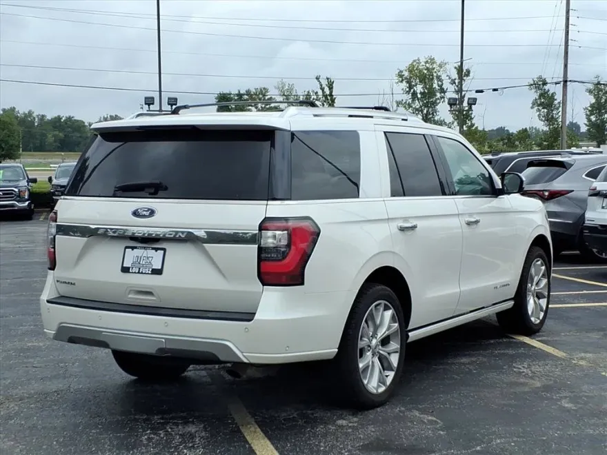 2019 Ford Expedition Platinum photo 1