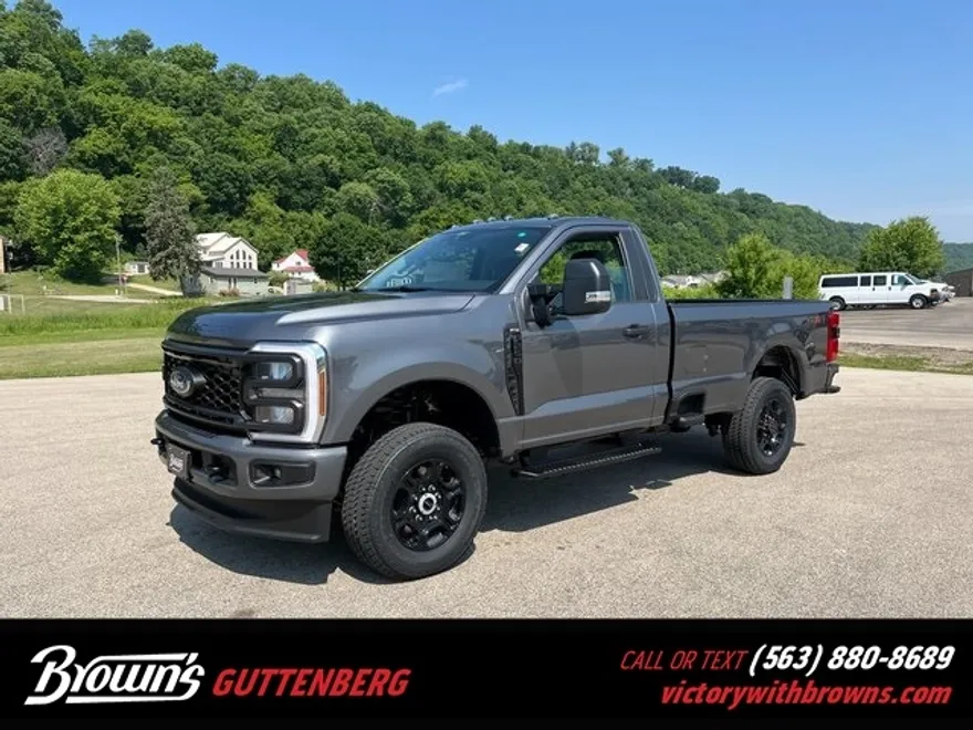 2025 Ford F-250 XL photo 1