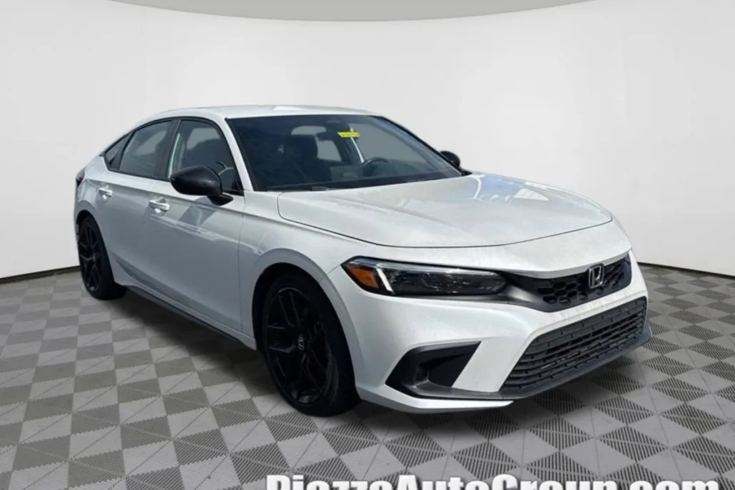 2022 Honda Civic Sport Hatchback photo 1