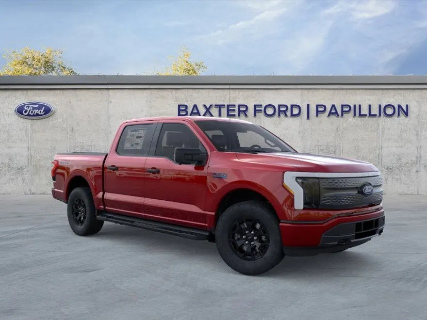 2025 Ford F-150 Lightning XLT photo 1