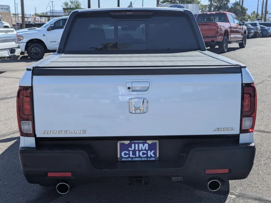 2023 Honda Ridgeline Black Edition photo 1