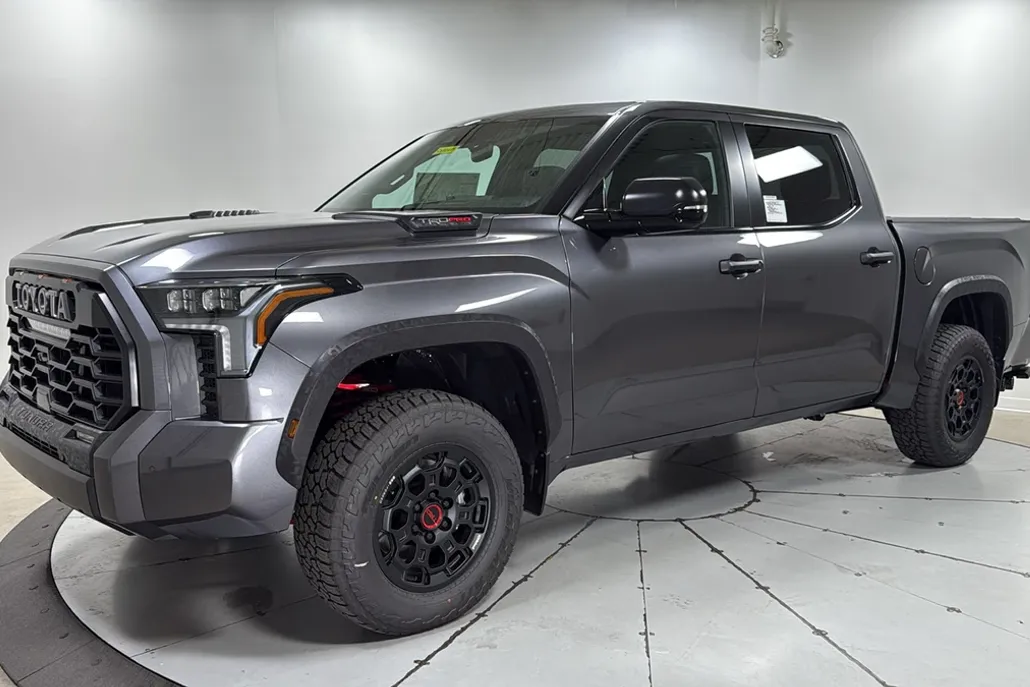 2025 Toyota Tundra TRD Pro CrewMax photo 1