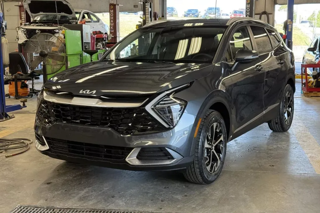 2025 Kia Sportage Hybrid EX photo 1
