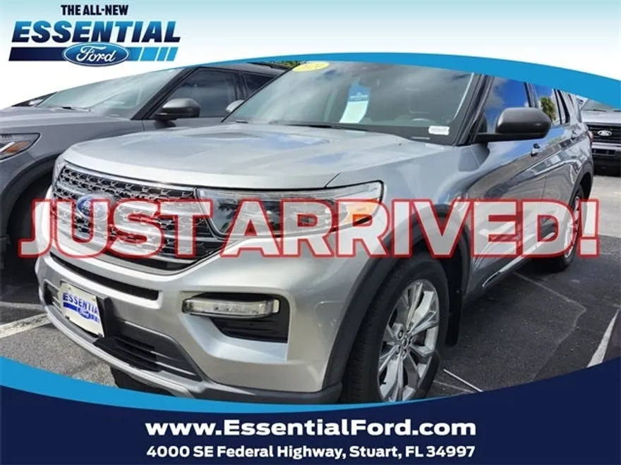 2024 Ford Explorer XLT photo 1