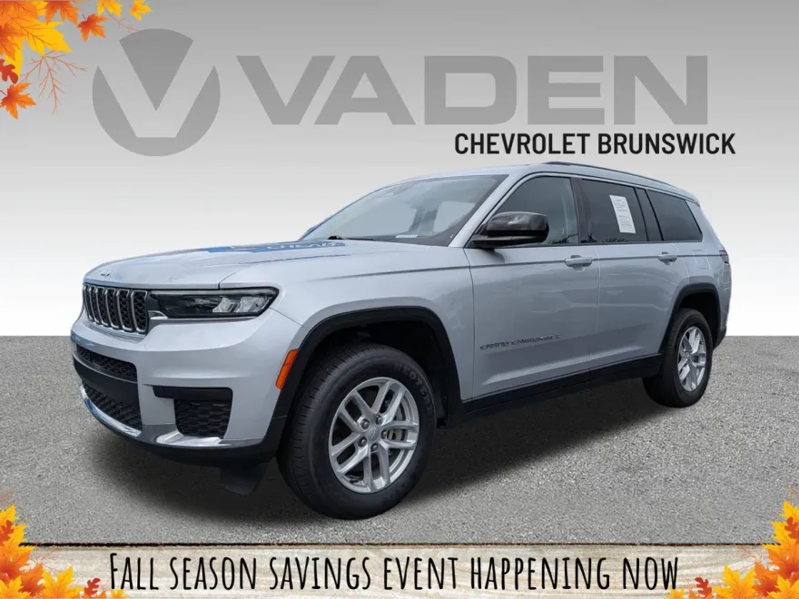 2023 Jeep Grand Cherokee Laredo photo 1