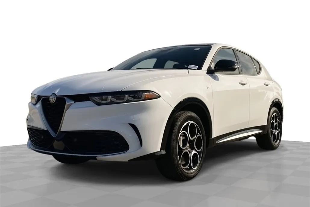 2024 Alfa Romeo Tonale Ti photo 1