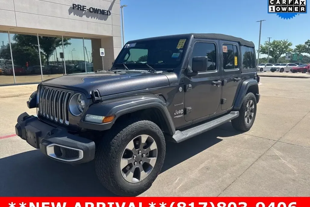 2020 Jeep Wrangler Unlimited Sahara photo 1
