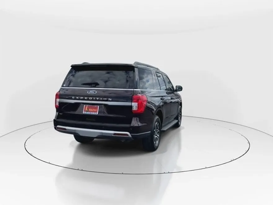 2024 Ford Expedition XLT photo 7