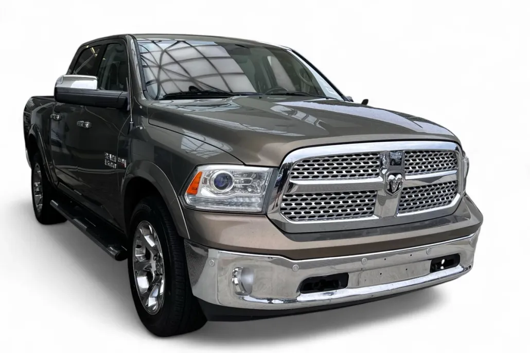 2014 Ram 1500 Laramie photo 1
