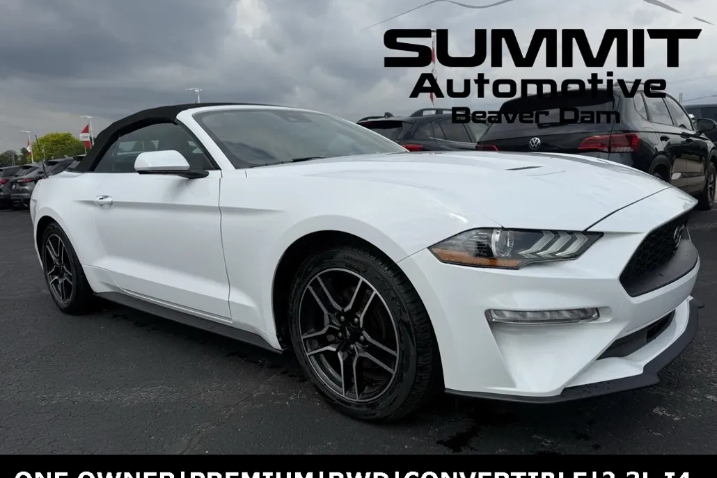 2023 Ford Mustang EcoBoost Premium photo 1